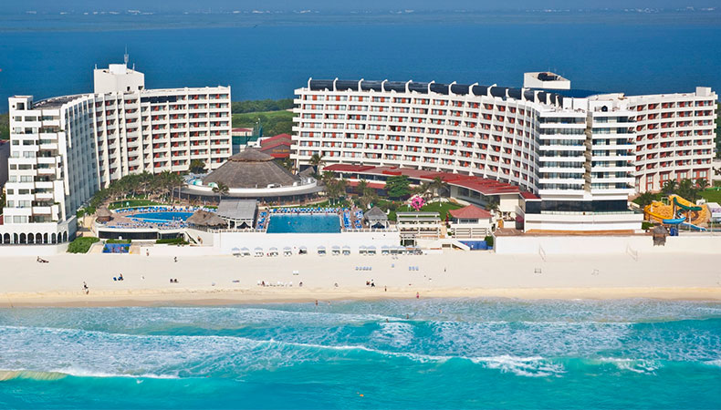 Crown Paradise Club Cancun Resort | All-Inclusive Resorts